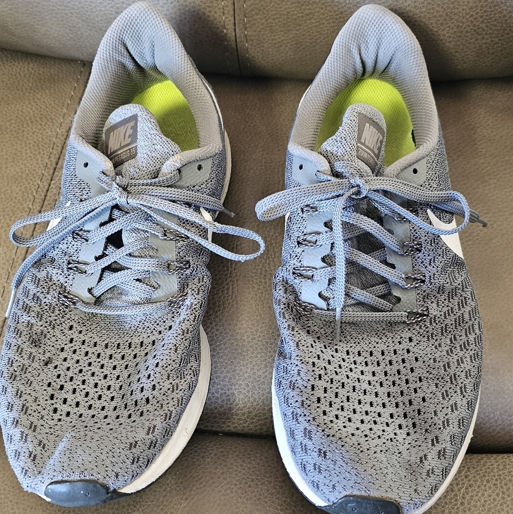 Nike Gray and Yellow Athletic Sneakers Men's Size 12M